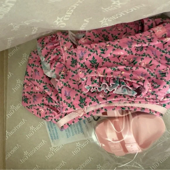 American Girl Raquel Reyes Pink Floral Outfit Set - Picture 2 of 3